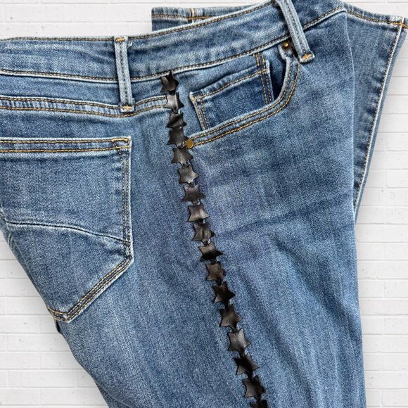 DRIFTWOOD Jackie Star Embellished Trim Skinny Stretch Denim Ankle Jeans Size 26 - Picture 8 of 9